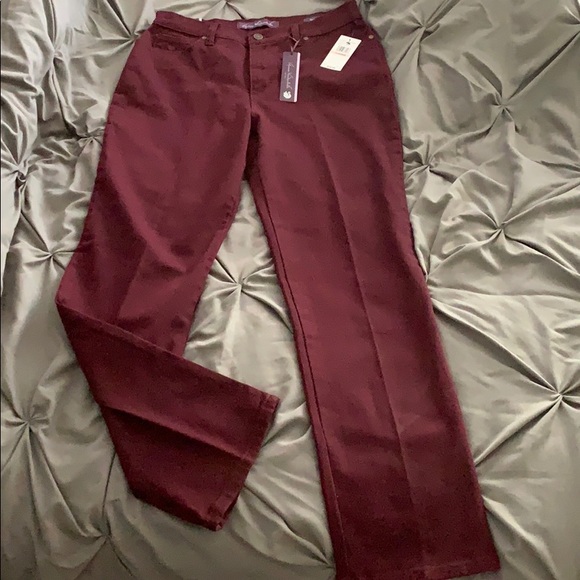 NWT Gloria Vanderbilt Pants - Picture 2 of 4